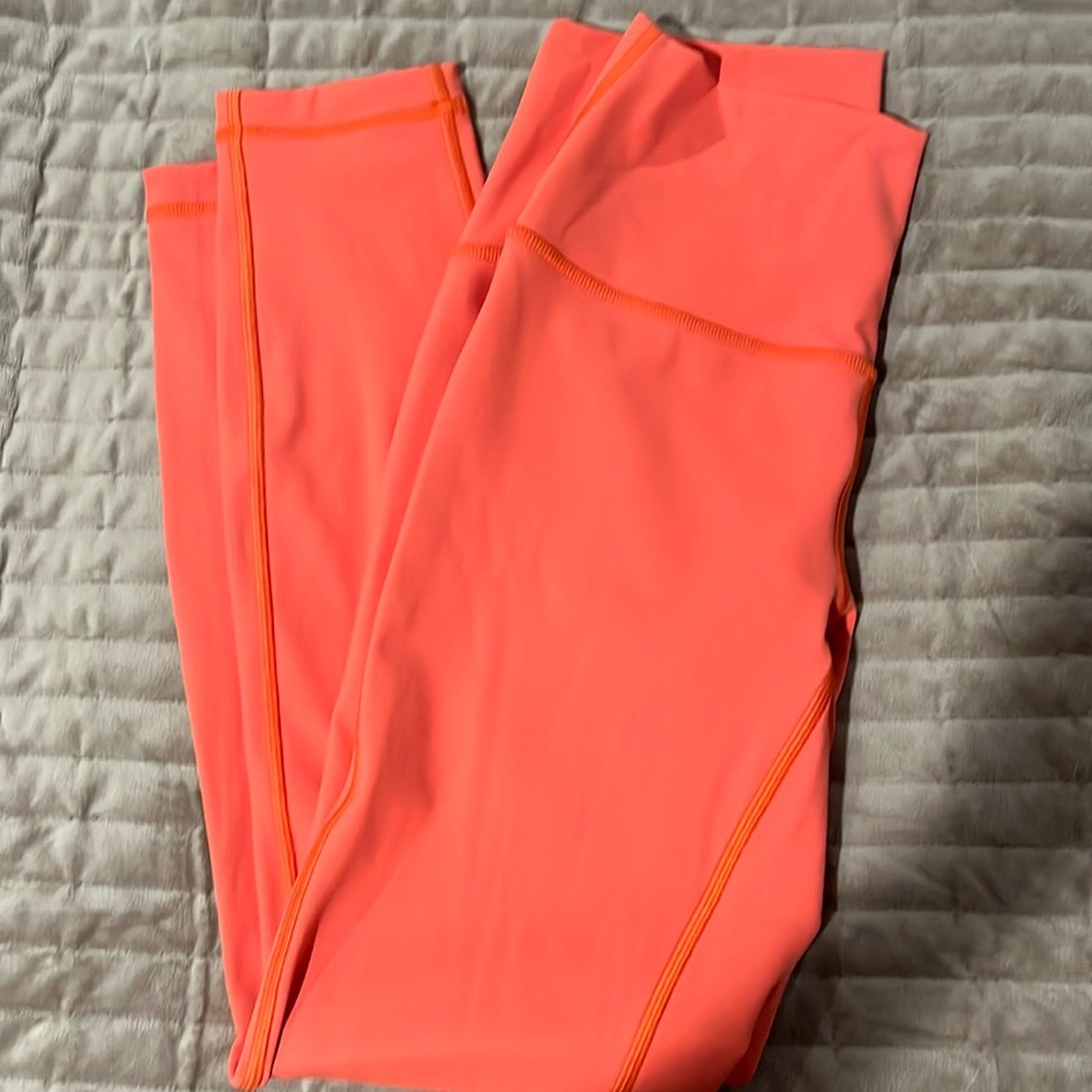 Orange Lululemon leggings perfect condition size 6